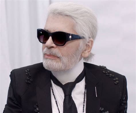 Karl Lagerfeld biography .